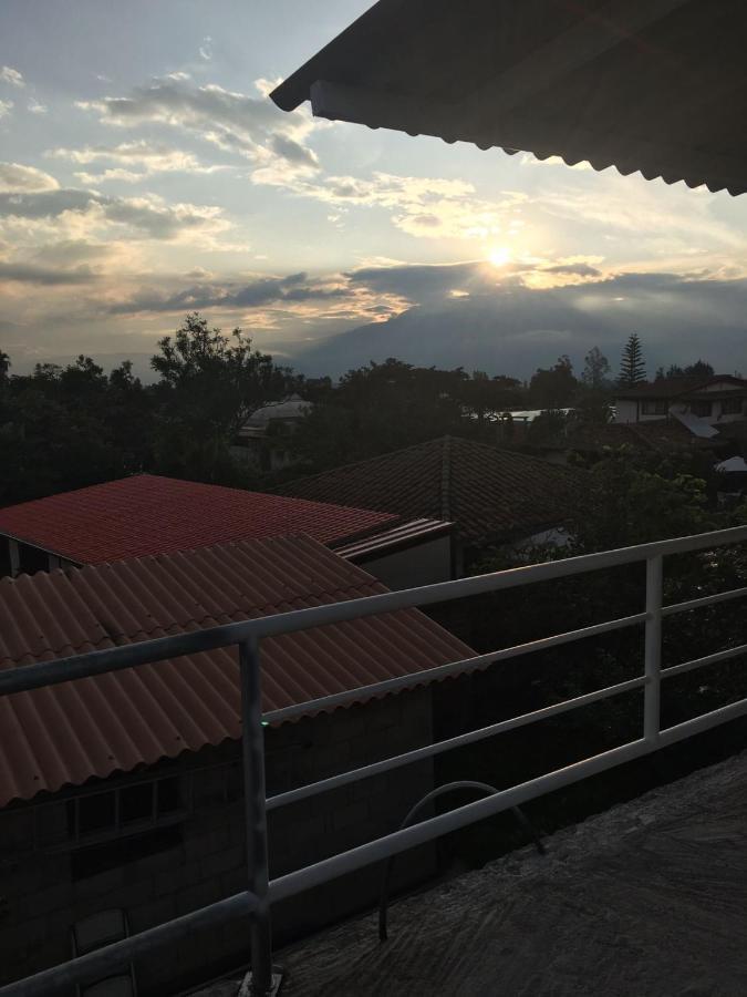 Tababela Airport B&B Exterior foto